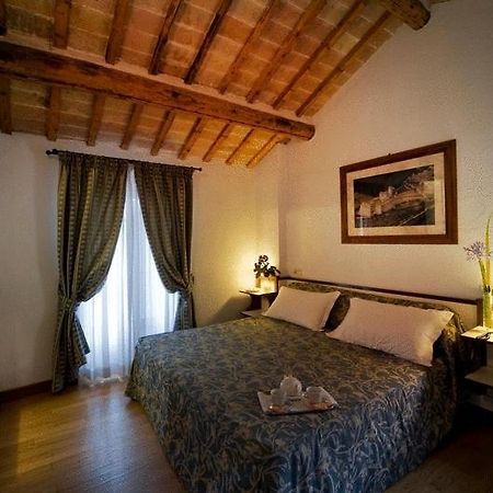 Hotel Il Castello Ασίζη Εξωτερικό φωτογραφία