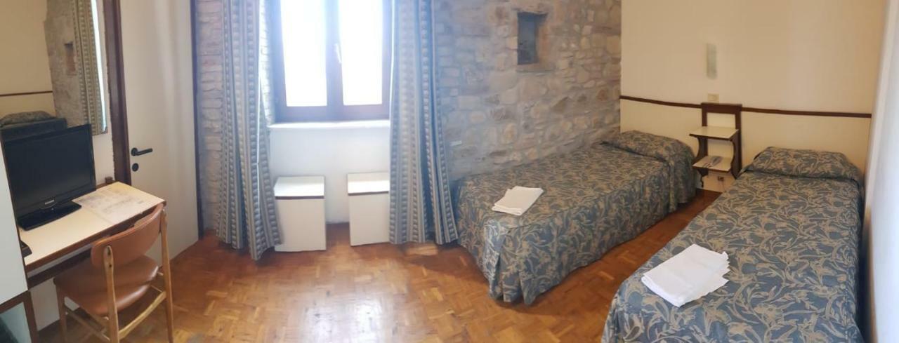 Hotel Il Castello Ασίζη Εξωτερικό φωτογραφία